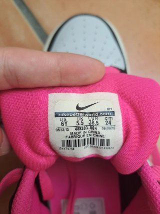 Zapatillas Nike Dunk Low Negro y Rosa