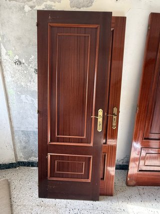 Puerta Sapelly 71,5 cm Derecha