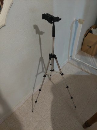 Trípode para móvil de plástico