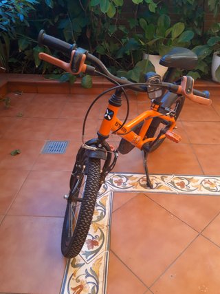 Bicicleta infantil Btwin naranja