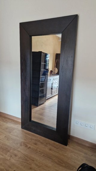 Muebles de comedor de madera oscura