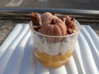 Vela aromática Pumpkin Spice con calabazas