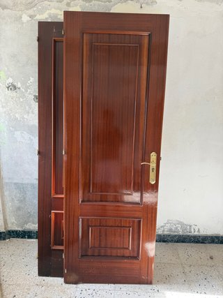 Puerta Sapelly 72cm Derecha