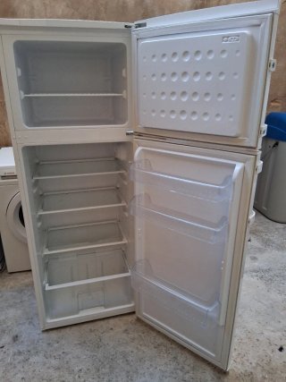 Nevera blanca Salvad
