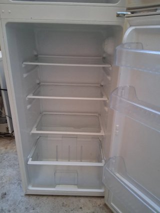 Nevera blanca Salvad