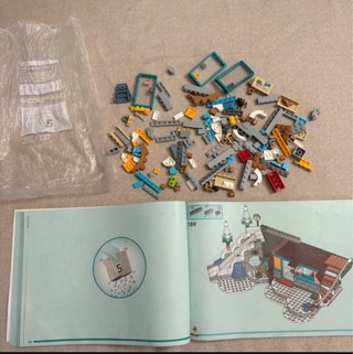 LEGO Friends 41756 - Stazione Sciistica