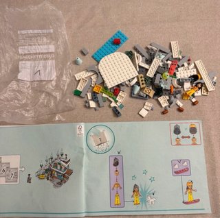 LEGO Friends 41756 - Stazione Sciistica