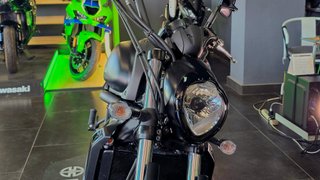 Kawasaki Vulcan S Negra