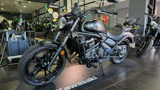 Kawasaki Vulcan S Negra