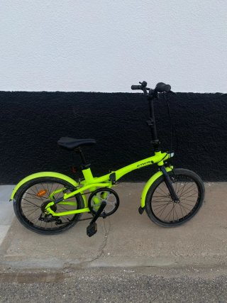 Bicicleta plegable verde B'TWIN