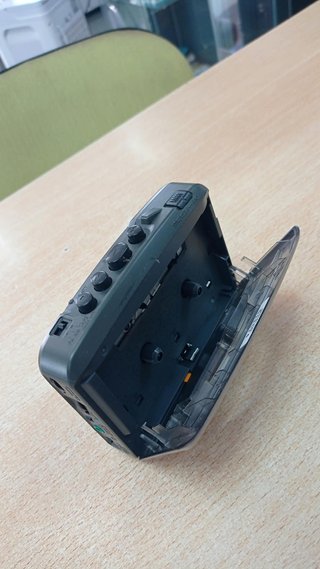 Sony Walkman WM-FX195 Radio Cassette