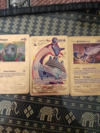 Cartas Pokémon Doradas