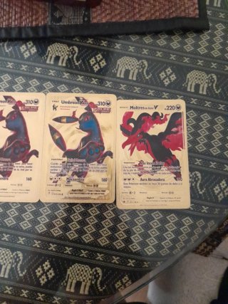 Cartas Pokémon Doradas