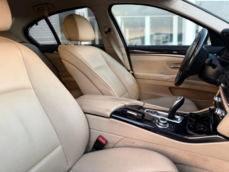 BMW Serie 5 2010, foto 10