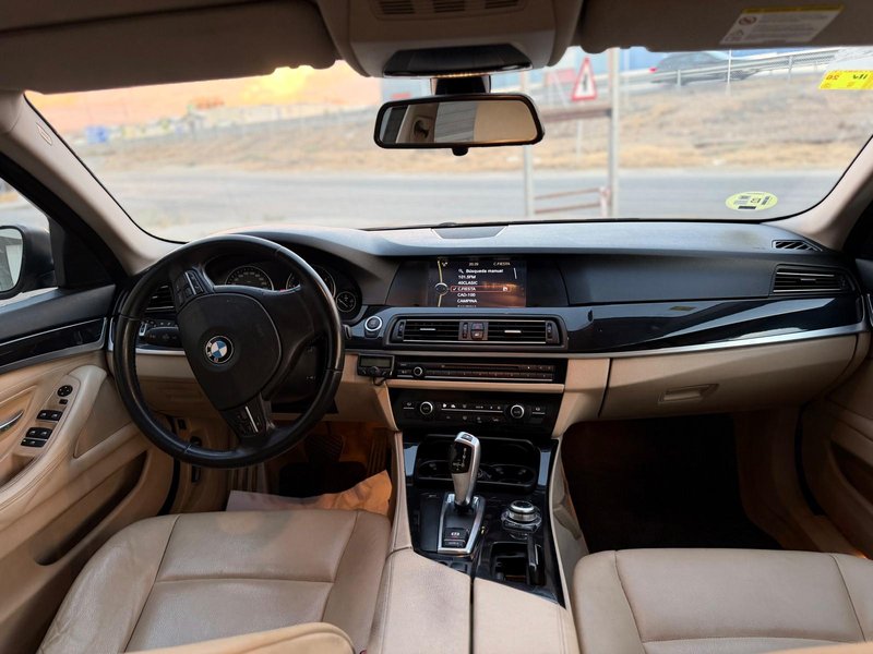 BMW Serie 5 2010, foto 9