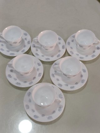 Juego 6 tazas café con platillos florales