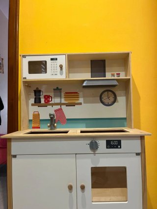 Cocina infantil de madera