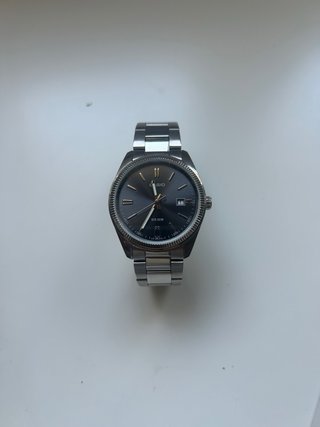 Reloj Casio Gris/Plateado Casi Nuevo