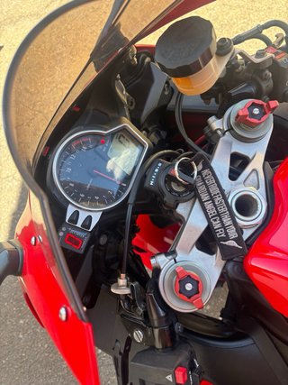 Honda cbr 1000rr 2008 (sc59)
