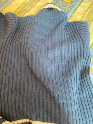 Jersey O'Neill azul con detalles blancos