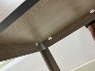 Mesa de comedor de madera