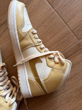Nike Jordan 1 Mid Talla 40