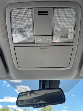 Toyota Avensis 2011
