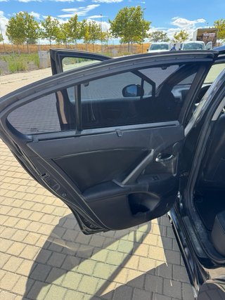 Toyota Avensis 2011