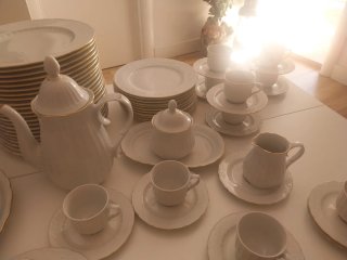 Vajilla Santa Clara porcelana oro no se envia