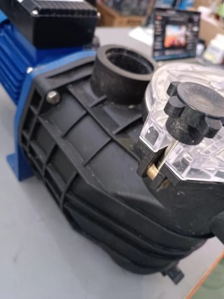 Bomba Filtración Bravia 1.5 HP Trifásica