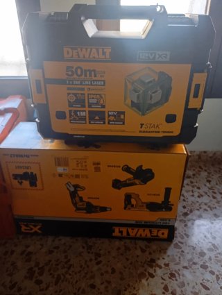 Nivel Láser DeWalt 50m 3x360° 12V XR TSTAK