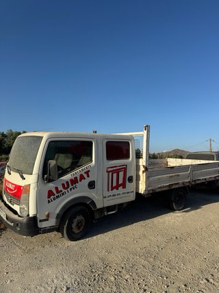 Nissan Cabstar 2011