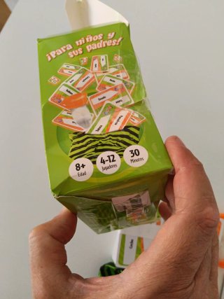 Juego Time's Up Family,caja rota