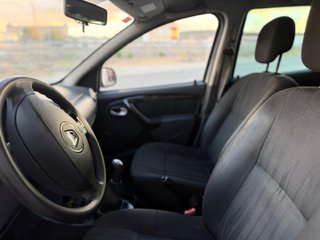 Dacia Duster 2012