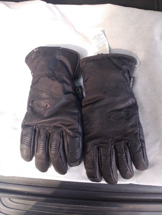 Guantes Oakley Talla L Gore-Tex Negros