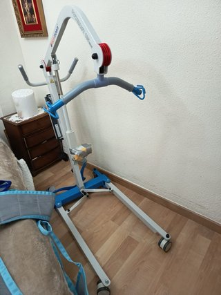 Grúa Powerlift movilidad reducida