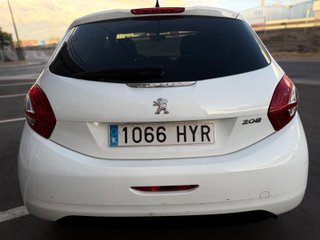 Peugeot 208 2014