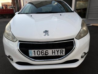 Peugeot 208 2014