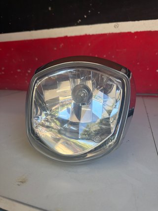 Faro Kymco Like 125 2016 carburación