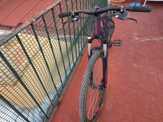 Bicicleta de montaña Azul