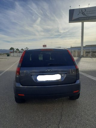 Ford Fiesta  1.6  TDCI  2005