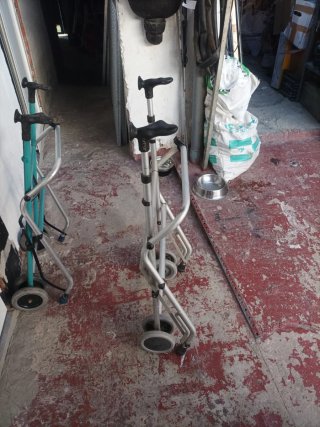 Andador ortopédico plegable