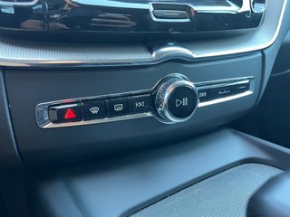 Volvo XC60 B4 D CORE 2024