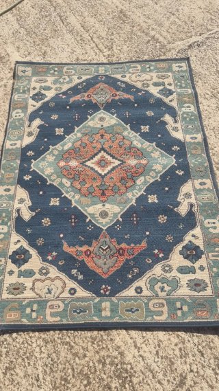 Alfombra estilo persa azul y beige 130 x 190 cms
