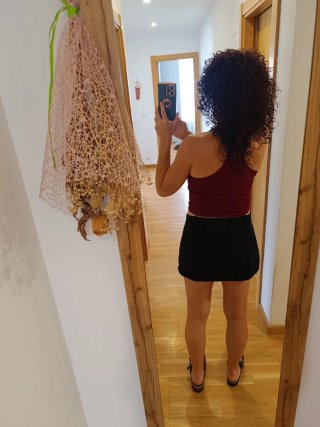 Falda globo negra