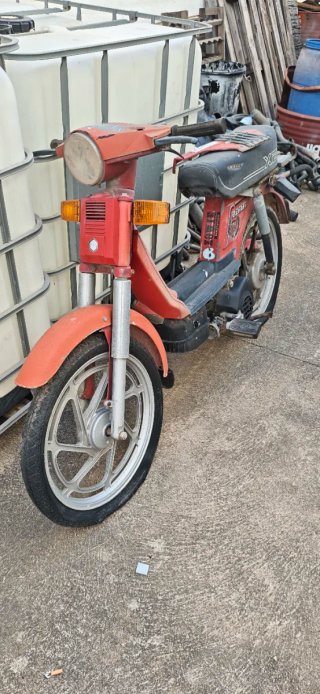 Vespino XE Elestart Roja