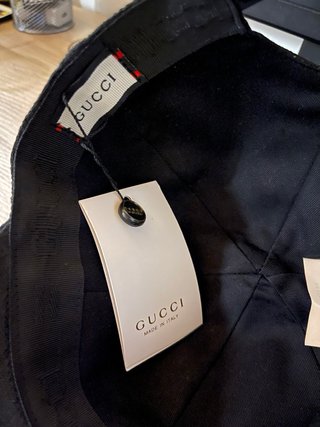 Cappello nero autunnale Gucci