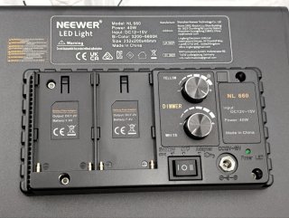 2 Focos LED Neewer NL660