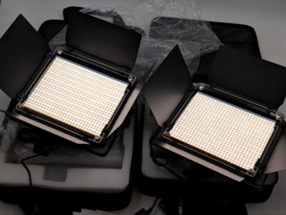 2 Focos LED Neewer NL660