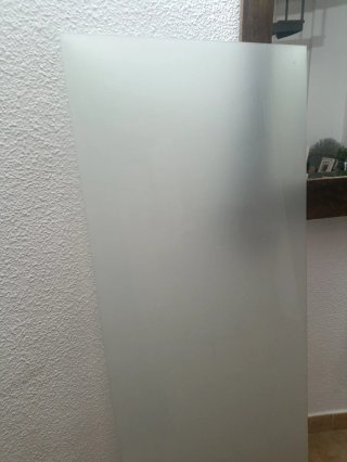 Tablero de vidrio templado mate 59x1,41